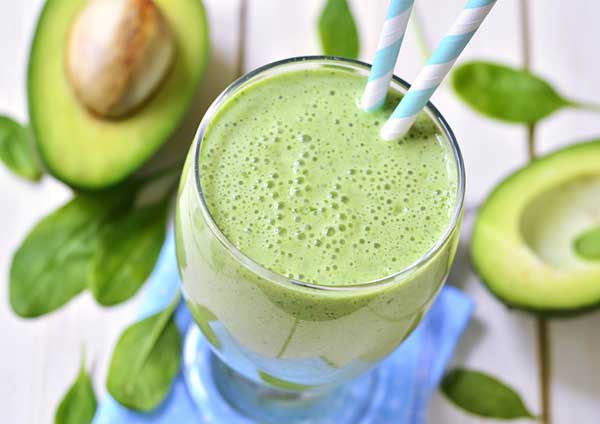 avocado and spinach green smoothie
