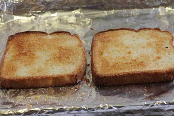 garlic bread croutons for salad