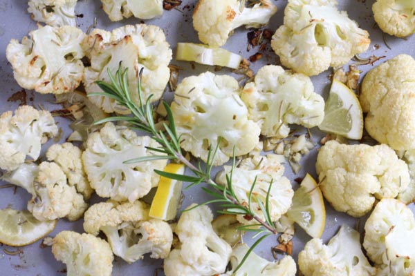 Oven Roasted Cauliflower with Garlic